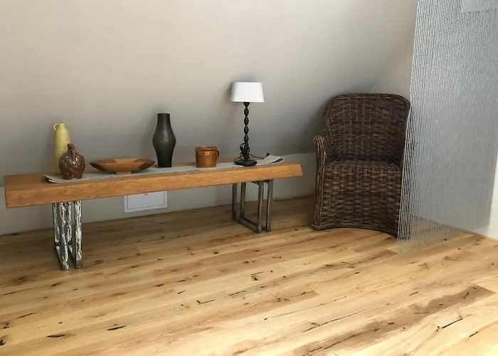 펜션 Klimatyczny Dom Kopaczowka Przytulna Miejscowka Z Kominkiem, Sauna I Ogrodem U Podnoza Gor Stolowych 라트코프